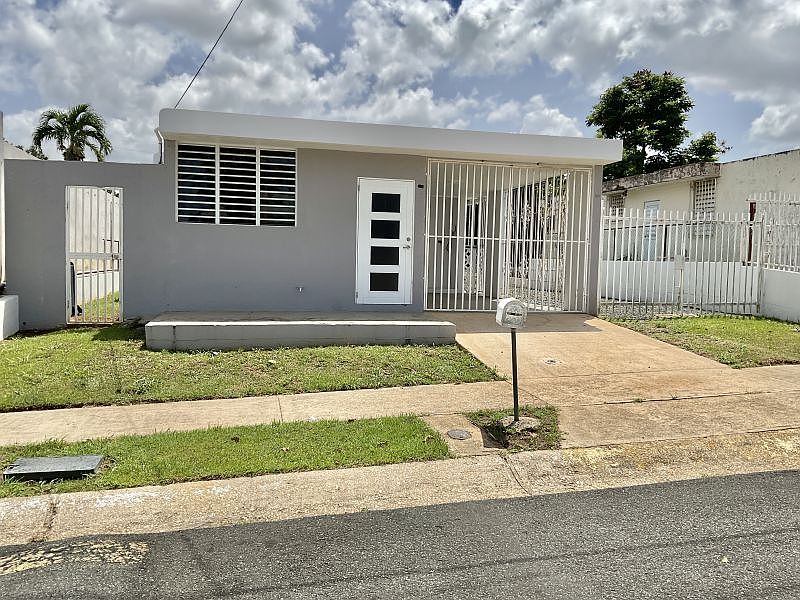 1st image of Urb Las Colinas E Calle #15-3