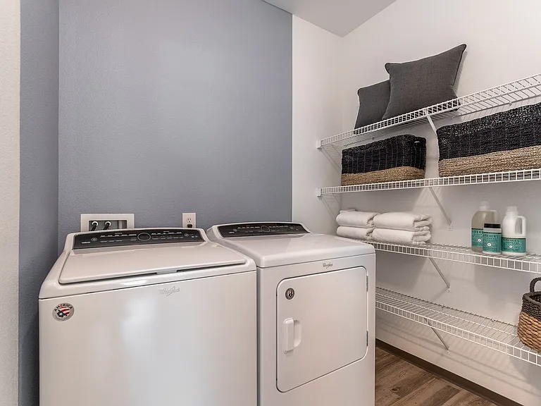 Pallas Townhomes and Apartments — Photo 7