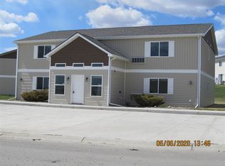 802 Knife River Dr, Stanley, ND 58784