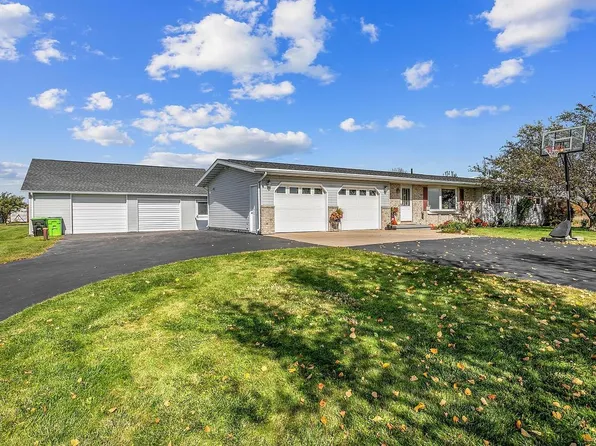 W1122 CENTER ROAD, Brillion, WI 54110