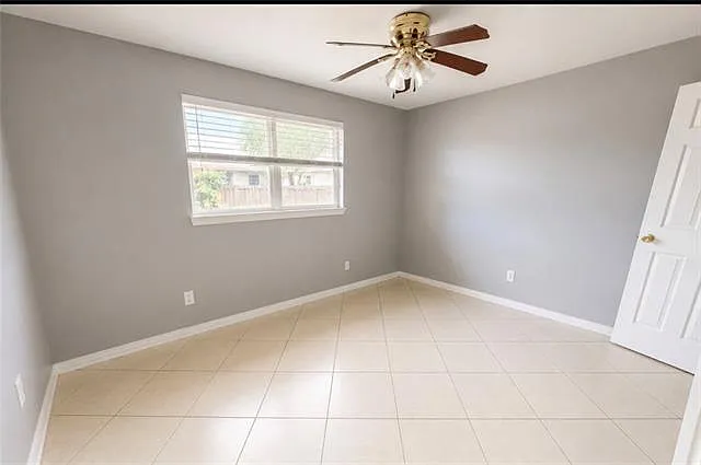 3220 Corinne Dr — Photo 13