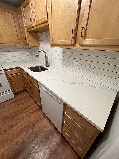 1 bed, 725 sqft, $1,750 — Photo 2