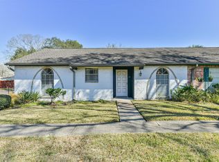 3914 Laura Leigh Ln, Friendswood, TX 77546