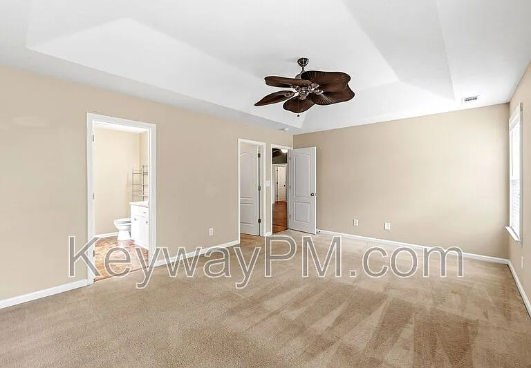 3124 Saint Charles Ave — Photo 7