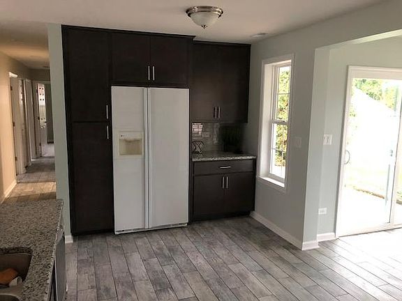 5th image of 33047 N Ridge Rd