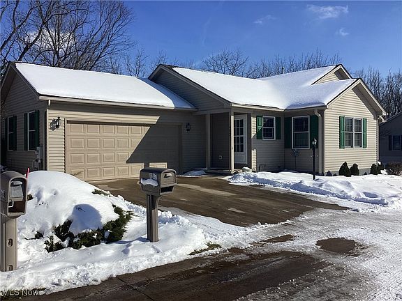 2nd image of 4047 Delmar Ct