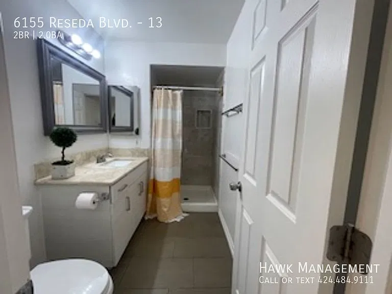 6155 Reseda Blvd #13 — Photo 14