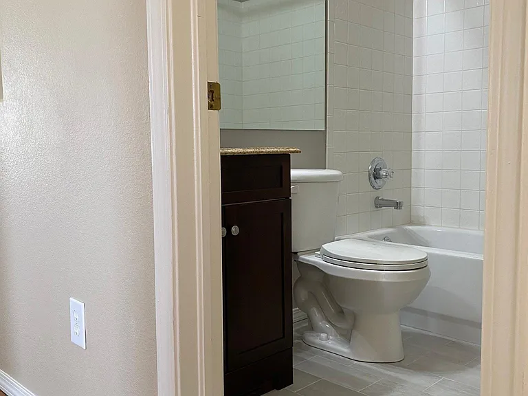 2222 Springside Dr — Photo 21