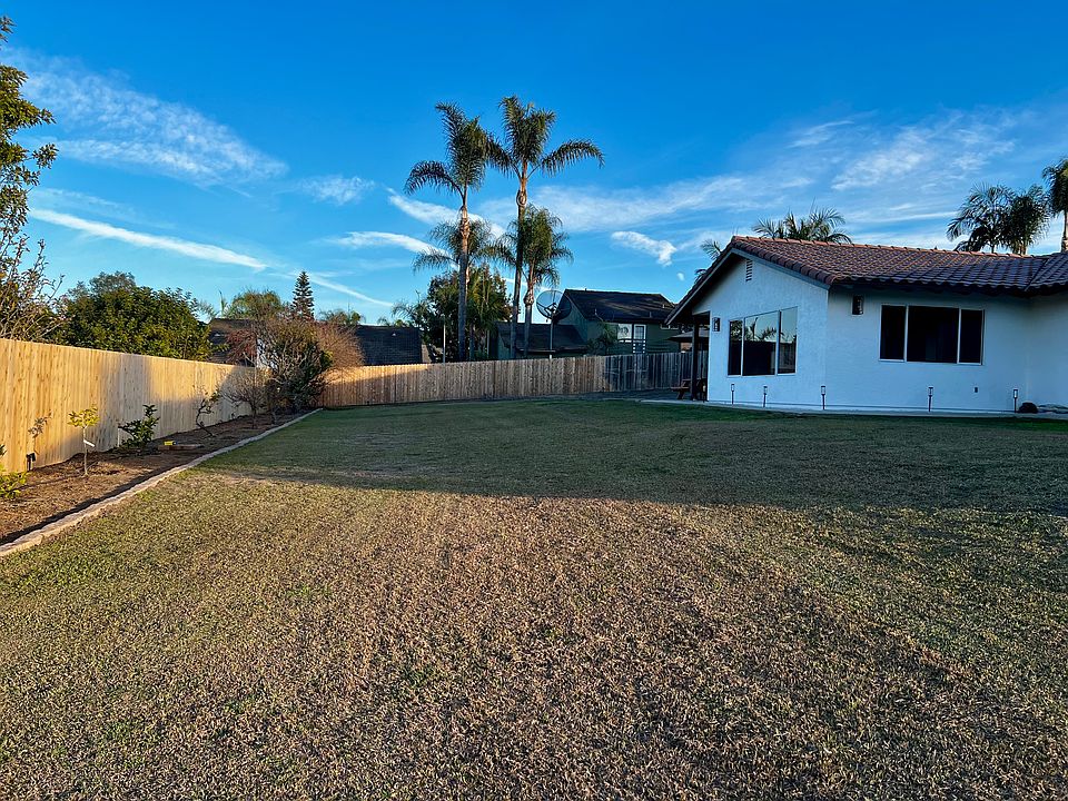 1st image of 3247 Oleander Ave