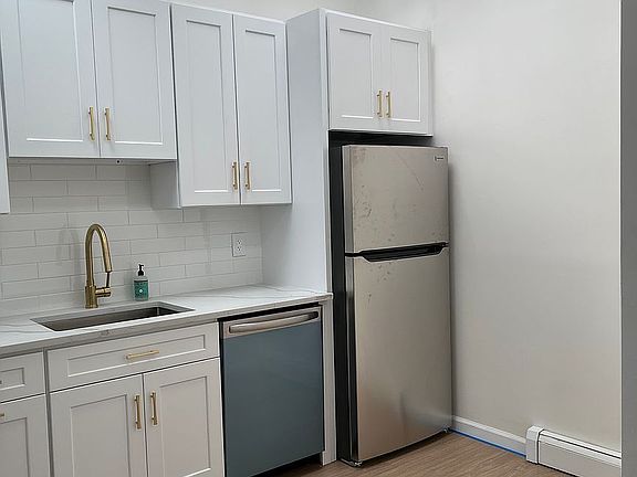 5th image of 61-19 232nd St #2