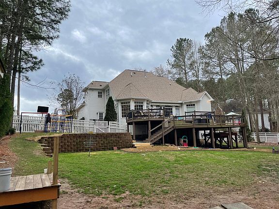 3rd image of 7402 Chesley Ln