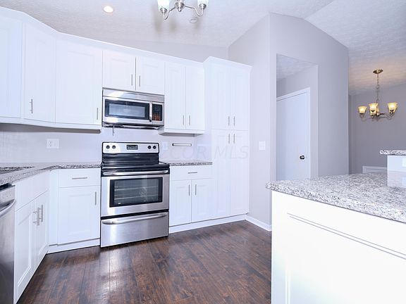 4th image of 3094 Essington Dr