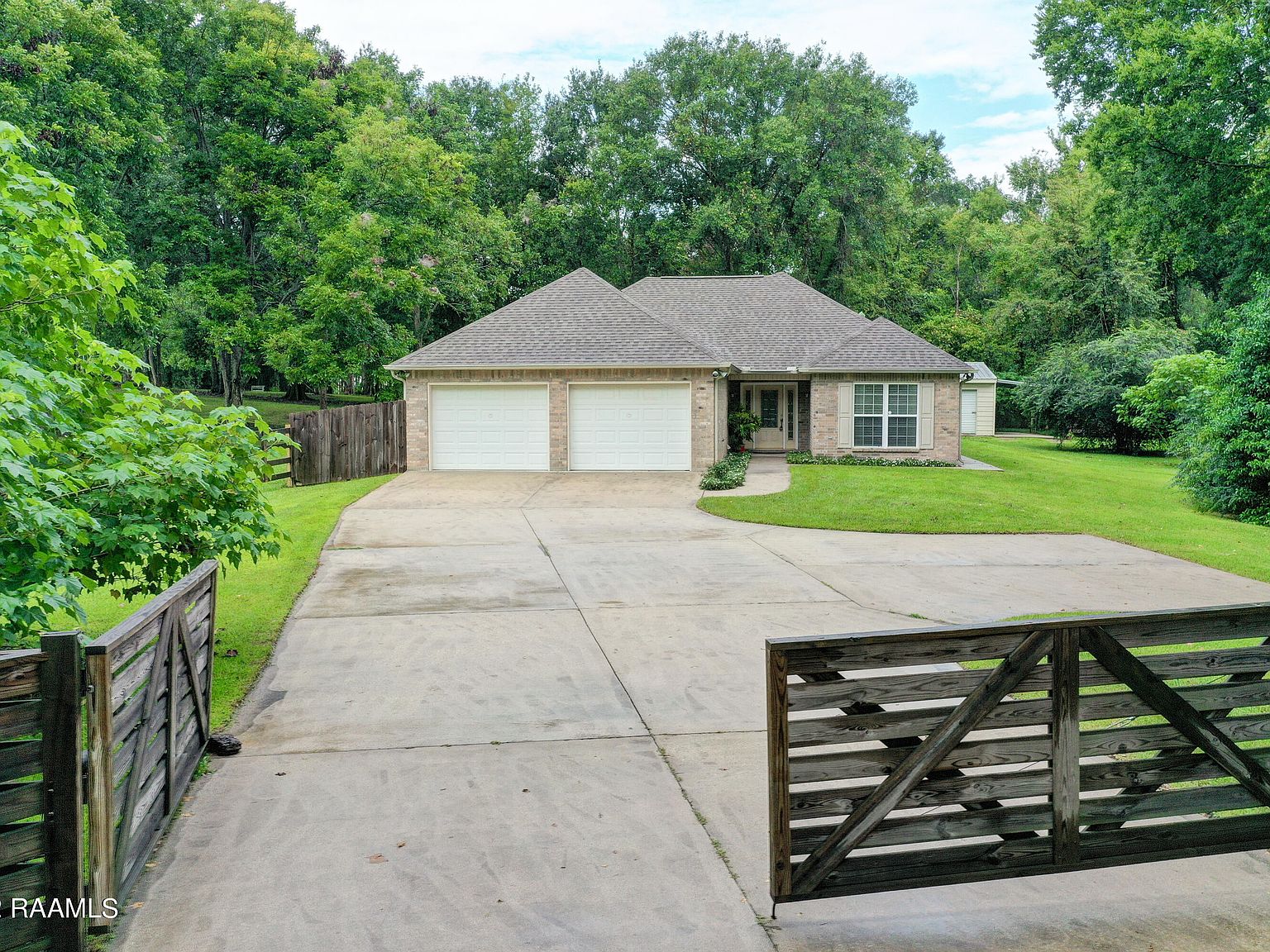 734 Hidden Hills Rd, Arnaudville, LA 70512 Zillow