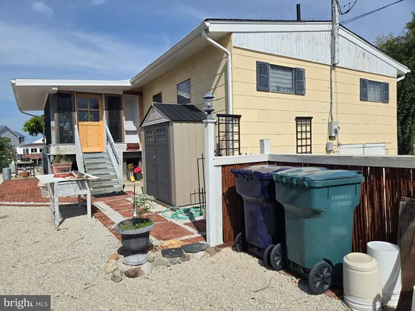 152 S Captains Dr, Little Egg Harbor, NJ 08087