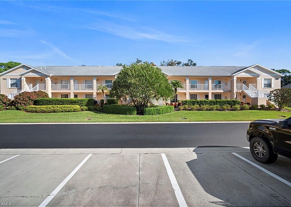 1st image of 765 Wiggins Lake DR #103