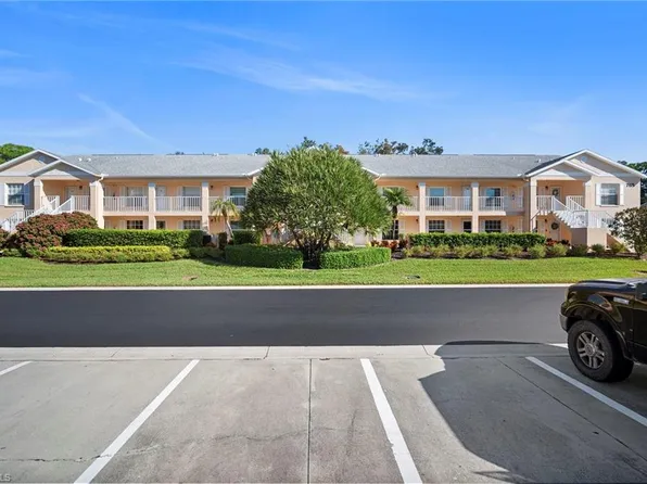 765 Wiggins Lake DR #103, NAPLES, FL 34110