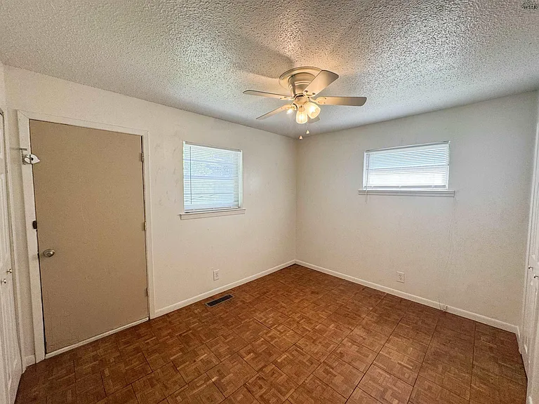 1311 Christine Rd — Photo 11