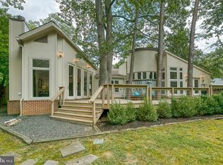 3408 Greentree Dr, Falls Church, VA 22041