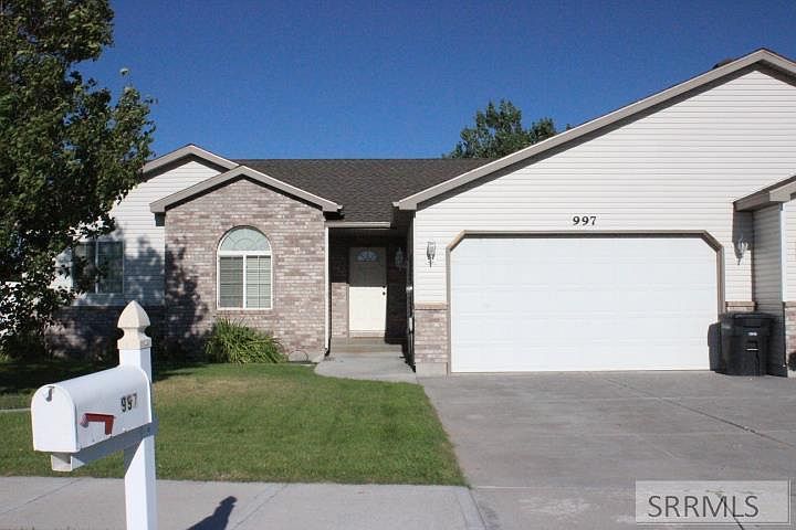 1st image of 997 S Silkwood Cir