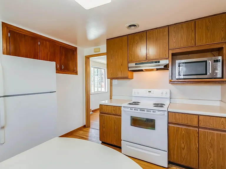 6830 W 26th Ave — Photo 11