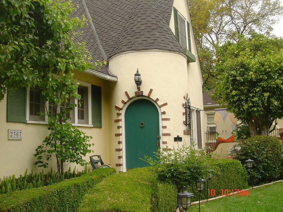 1st image of 2307 Canyon Dr