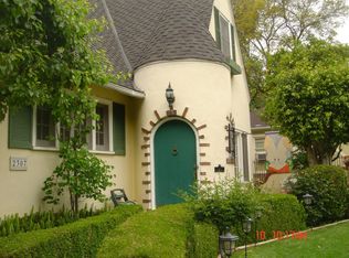 2307 Canyon Dr, Los Angeles, CA 90068