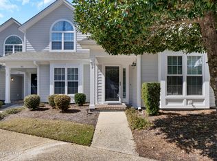 6211 Wrightsville Ave APT 163, Wilmington, NC 28403