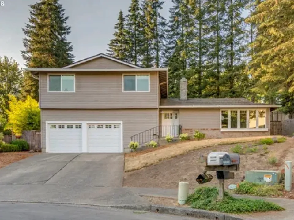 20037 SW 70th Ave