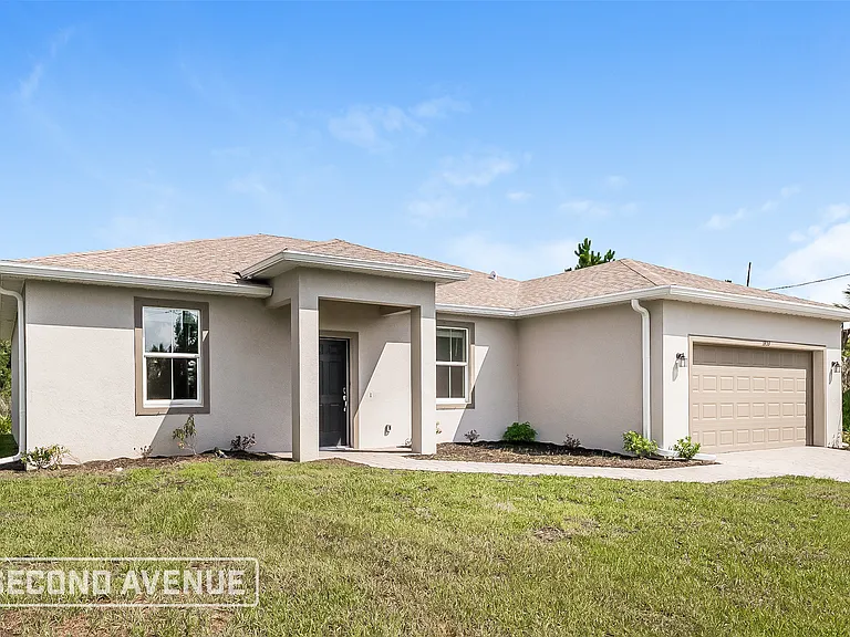 3353 Reservoir St — Photo 2