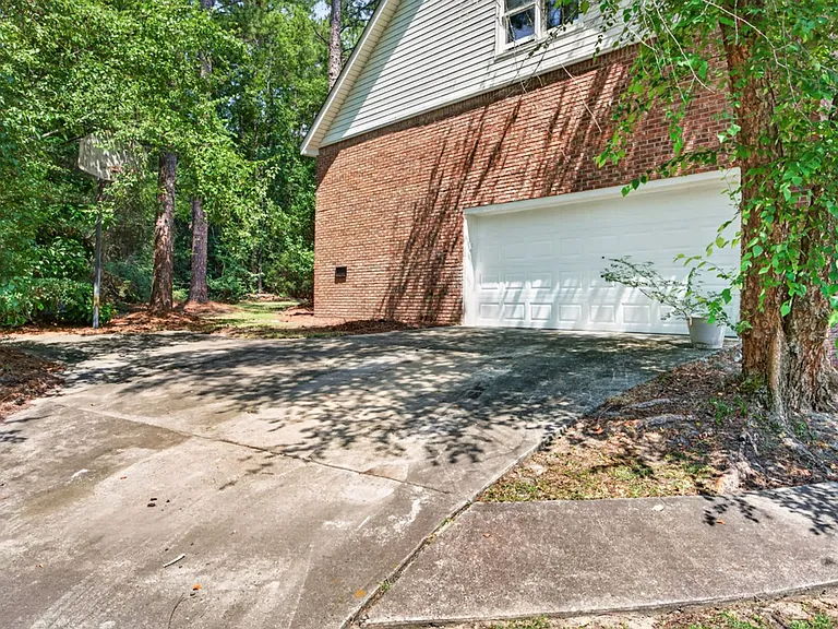 2027 Riding Ridge Rd — Photo 58