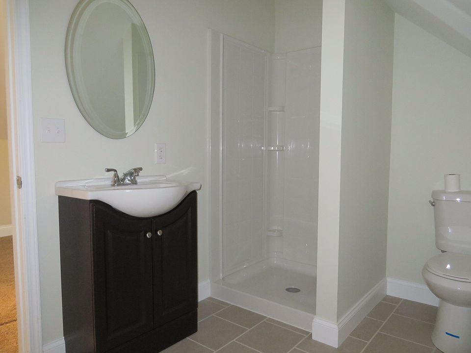 2nd Floor Master Bath