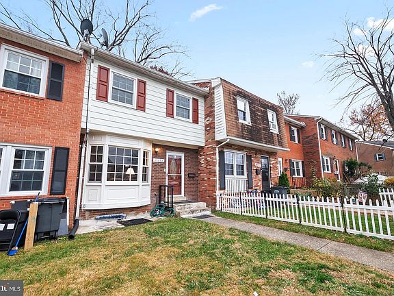 3rd image of 14773 Barksdale St