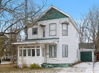 82 Abel St, Smiths Falls, ON K7A4M5