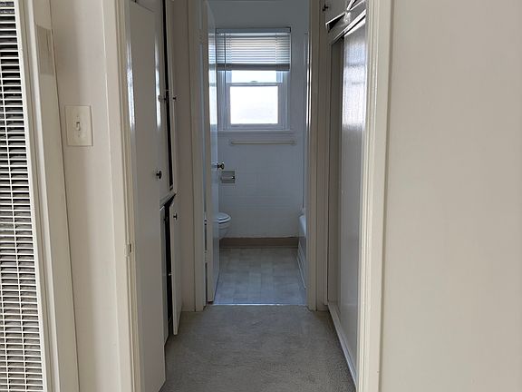 2nd image of 175 Nieto Ave APT 4