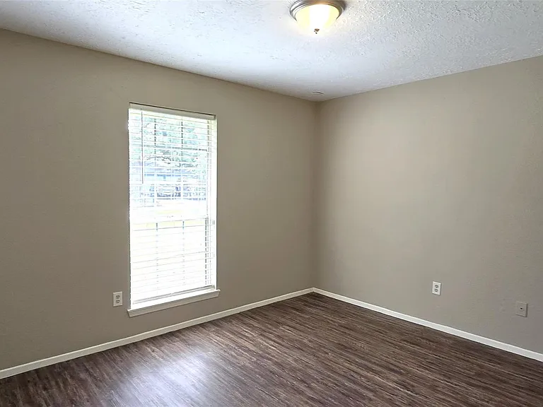 23019 Tree Bright Ln — Photo 12