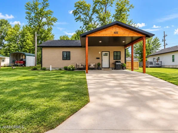 405 S Walnut St, Eldon, MO 65026