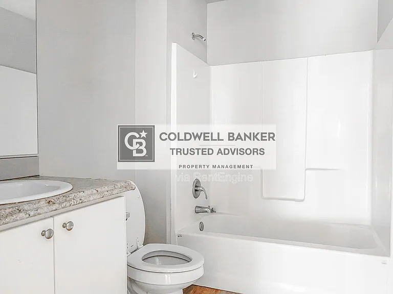 2406 Fir Ave — Photo 12
