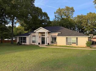 125 Spring Dr, Marshall, TX 75672