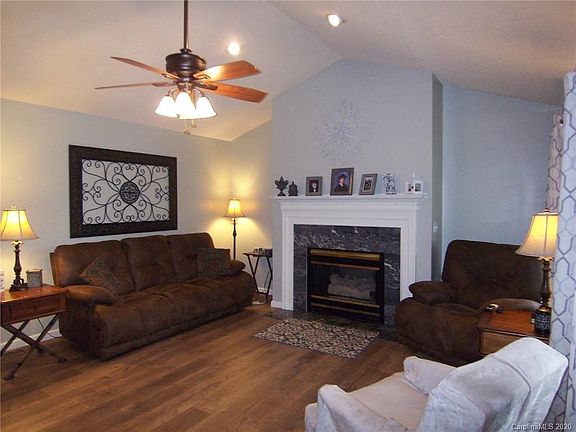 5th image of 1311 Brandy Ln