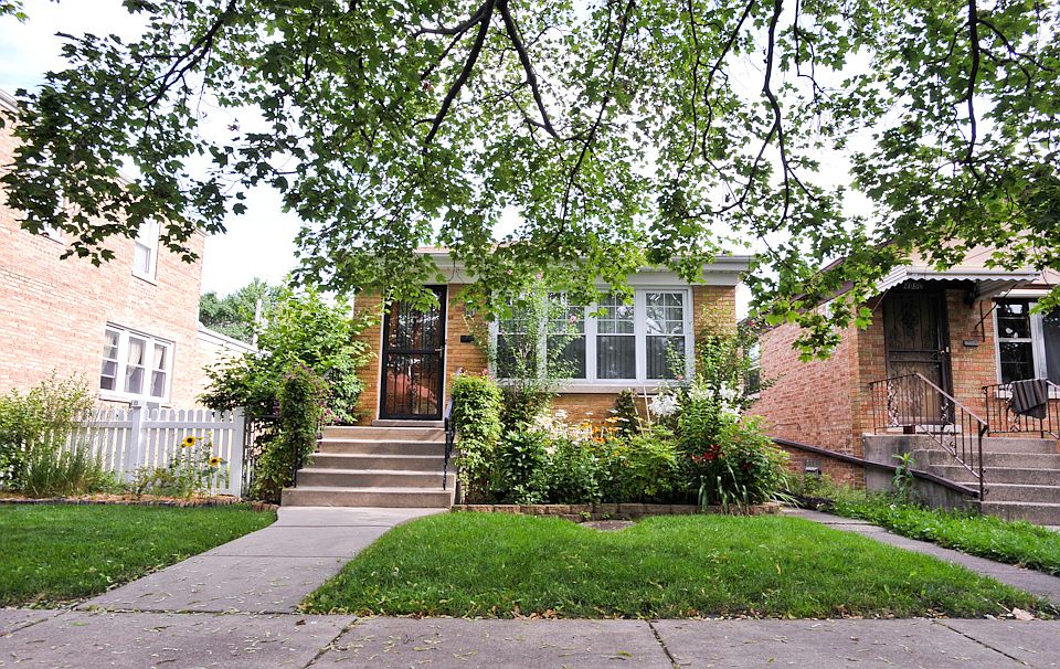 1st image of 4952 W Carmen Ave