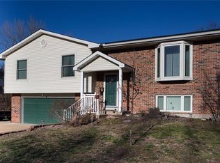 5845 Blackberry Dr, Imperial, MO 63052