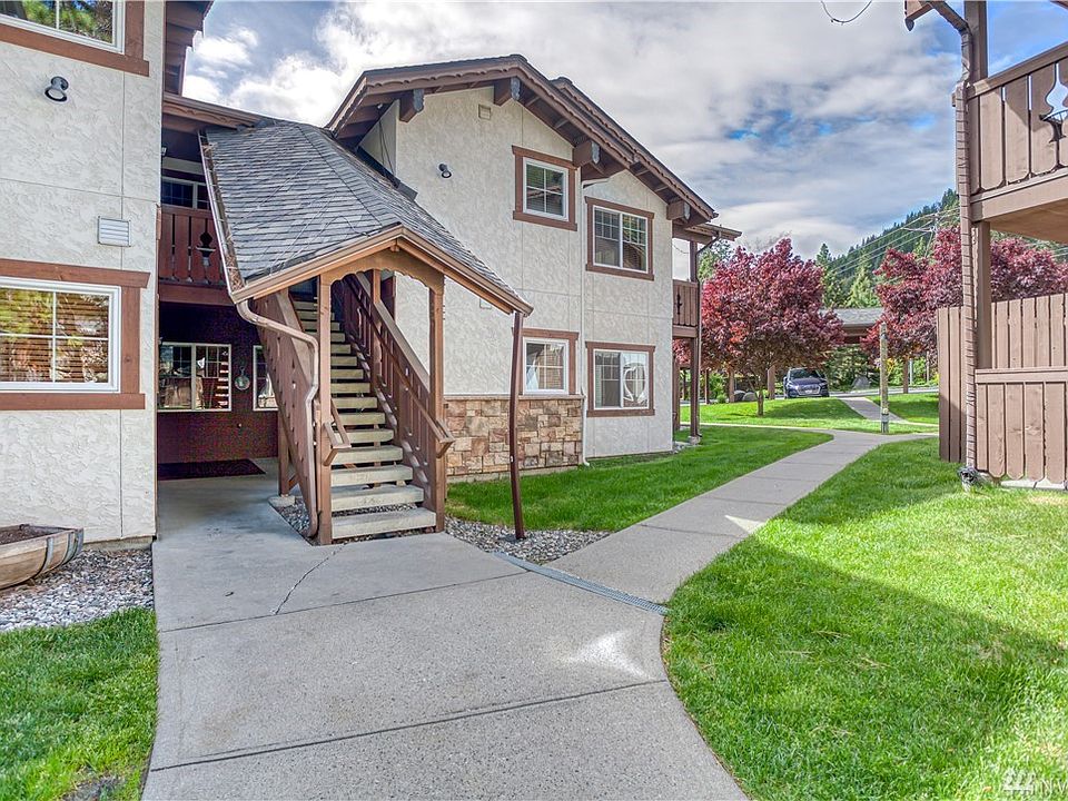 Welcome to Icicle Village Resort in the Bavarian wonderland of Leavenworth. 