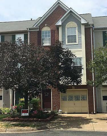 1st image of 105 Barrows Ct