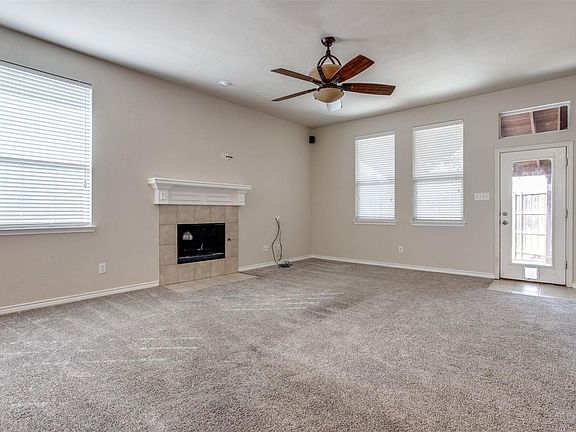 5th image of 1627 Summerfield Dr