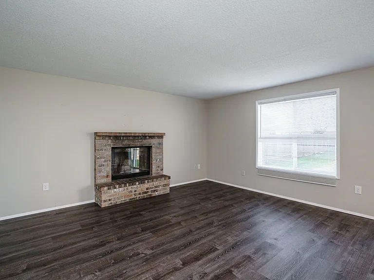 12410 NE 101st St — Photo 14