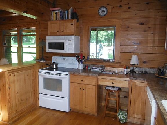2nd image of 1470 Mill Creek Dr