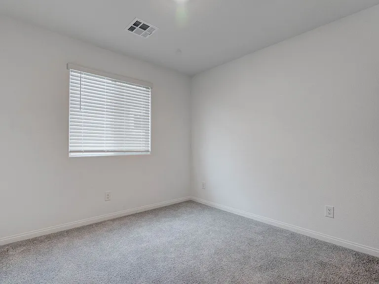 9938 Ullom Dr — Photo 8