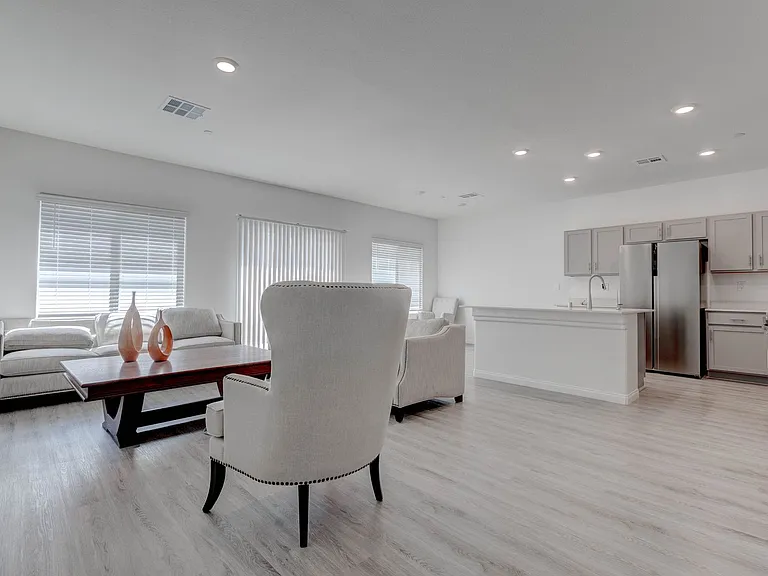 9938 Ullom Dr — Photo 25