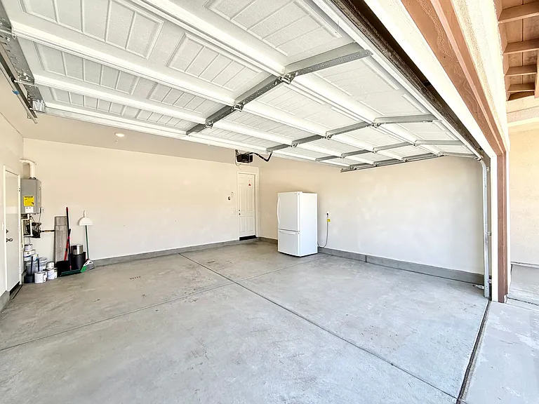 32463 McKiernan Ln — Photo 38
