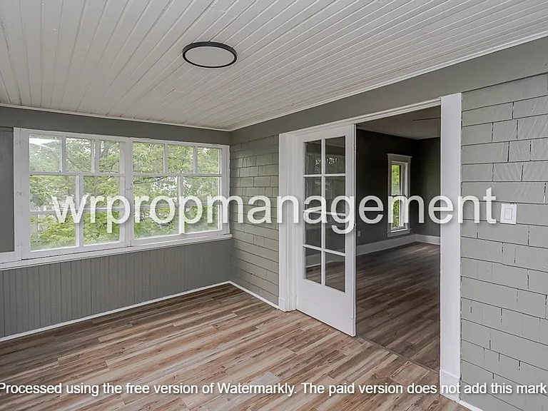 1822 Glendale Ave — Photo 26
